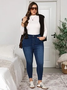 SHEIN CURVE+ Plus Size Women's Slim Fit High Waist Denim Jeans, Simple Casual Everyday - Blue - View 7