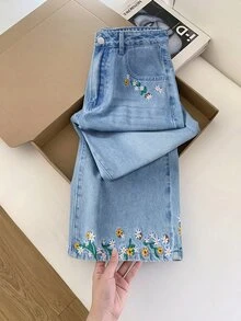 GlowEve 女款夏季花卉刺繡牛仔褲 - 淺色水洗藍 - 查看 2