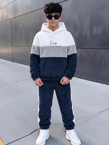 SHEIN 2件組兒童青少年男孩休閒抓絨布拼接衛衣與運動褲套裝，適合秋冬、家庭聚會、返校、運動、玩耍、生日派對、度假、節日 - 藏蓝色 - 查看 1