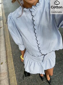 Siren Gaze Setelan 2 Potong Wanita: Kemeja Kancing Depan Bergaris Warna Blok dan Rok Mini Berumbai - Blue and White - View 4