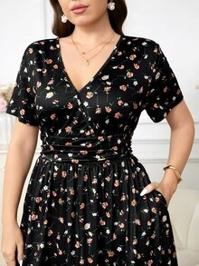SHEIN Clasi Vestido de Talla Grande con Cuello Cruzado, Cintura Ceñida, Estampado, Línea A con Bolsillos, para Brunch, Fiesta, Formal, Cumpleaños, Negro, Verano, Romántico, Elegante L'amoure - Multicolor - Ver 3