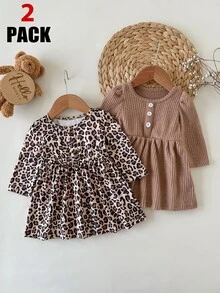 SHEIN Playful Pals 2件組嬰幼兒女童百褶洋裝，可愛甜美米色棕色豹紋羅紋針織鈕扣長袖圓領常規款，適合秋季假期萬聖節時尚穿搭 - 彩色 - 查看 6