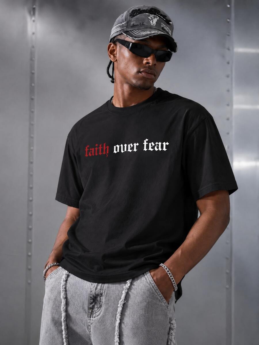 Manfinity EMRG Men's Summer Casual Letter Print Short Sleeve T-Shirt - Black - View 1