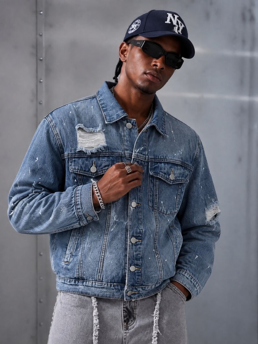 Manfinity EMRG Chaqueta suelta de mezclilla azul medio con graffiti de calle para hombre - Azul lavado medio - Ver 1