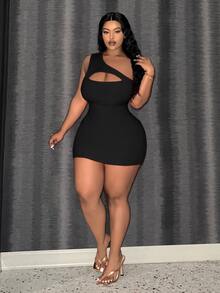 Veslaya Plus Size Solid Color Tight Hollow Out Asymmetric Neckline Mini Dress - Black - View 3