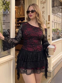 SHEIN MOD Gaun Elegan Berenda dengan Leher Asimetris untuk Ukuran Plus - Hitam - View 6