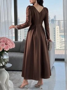 Feyla Vestido midi elegante de unicolor con pliegues y cintura ceñida para mujer, para fiesta, otoño - Marrón - Ver 3