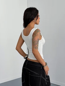 StreetHx Women's Fashionable Metal Decor White Tank Top - White - View 5