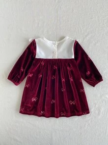 SHEIN 1件女嬰幼兒女童天鵝絨公主洋裝 酒紅色花卉荷葉邊蝴蝶結長袖圓領毛絨款 假日秋冬芭蕾復古風 - 酒紅色 - 查看 2
