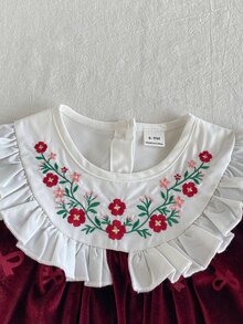 SHEIN 1件女嬰幼兒女童天鵝絨公主洋裝 酒紅色花卉荷葉邊蝴蝶結長袖圓領毛絨款 假日秋冬芭蕾復古風 - 酒紅色 - 查看 7
