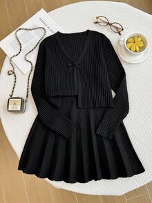 SHEIN 青少年女孩針織套裝：蝴蝶結長袖開襟衫搭配黑色百褶裙 - 黑色 - 查看 9