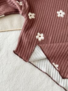 SHEIN Playful Pals 2件組幼女上衣與喇叭褲套裝，可愛甜美棕黑花卉印花，羅紋針織荷葉邊，長袖小立領，休閒款，適合假日秋季保暖穿著 - 棕色 - 查看 7