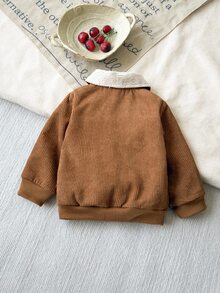 SHEIN 男嬰 0-3 歲休閒短版保守款翻蓋口袋保暖內裡夾克，適合秋冬，棕色 - 棕色 - 查看 3