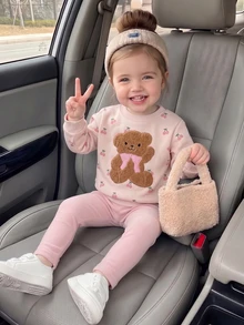 SHEIN Vintaside Kids 2件組女嬰褲裝套裝 可愛甜美 牛仔女孩風 粉色毛絨熊貼布 櫻桃印花 蝴蝶結 長袖圓領 生日派對 親子秋季套裝 - 粉色 - 查看 7