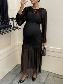 MaterniWear Maternity Vintage Pleated Long Sleeve Tie-Front Dress - Black - View 7