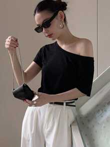 DAZY 1pc Women's Casual Solid Color Oblique Shoulder T-Shirt, Versatile Design - Black - View 1