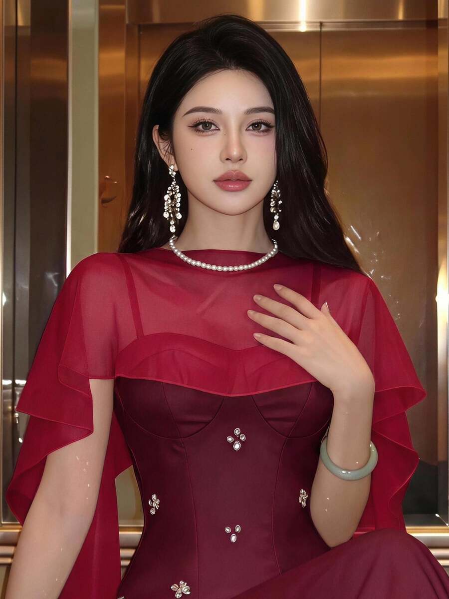 Feyla 女款水鑽裝飾細肩帶收腰披肩中長洋裝