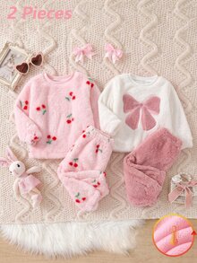 SHEIN 4件組女嬰粉色蝴蝶結刺繡圓領套頭上衣，櫻桃毛絨秋冬套裝，適合冬季 - 粉色 - 查看 4