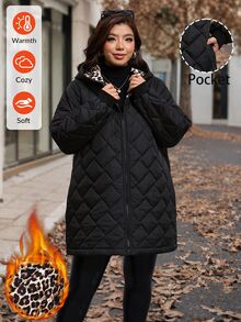 SHEIN Clasi 大尺碼舒適冬季拉鍊口袋連帽填充外套 - 黑色 - 查看 1