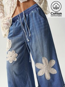 Bohemela Celana Jeans Potongan Lebar dengan Motif Bunga Bordir dan Tali Serut di Pinggang - Biru - View 3