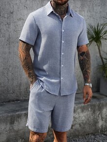 Manfinity CasualCool Men's Solid Color Textured Casual Short Sleeve Shirt And Shorts Set Men 2 Piece Summer Outfits Vacation Sets Beach Outfit Clothes Two Man Holiday - Blue - View 4