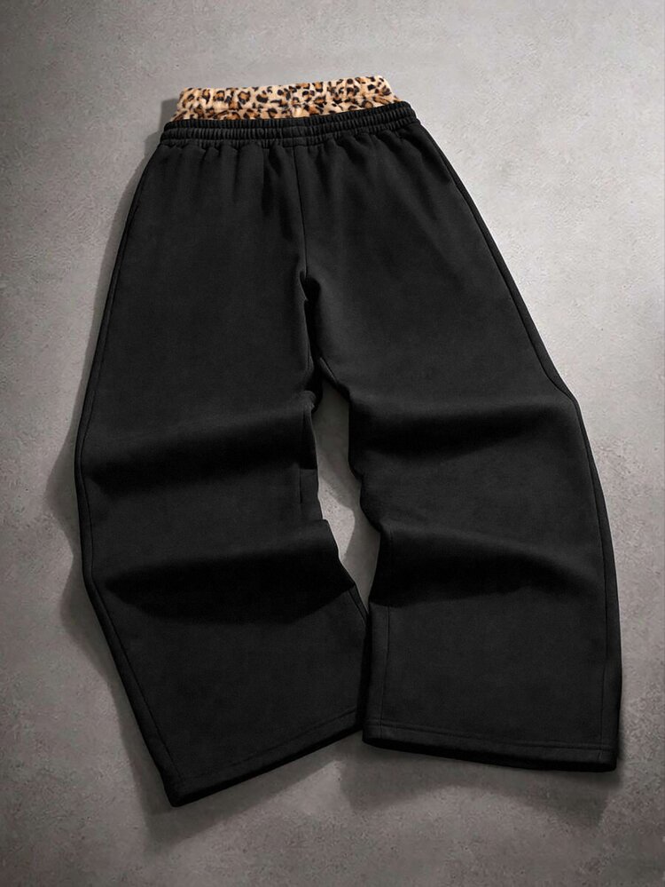 STYNVO Men's Patchwork Leopard Print Drawstring Waist Pocket Wide Leg Casual Sweatpants - Black - View 2