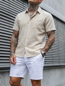 Manfinity CasualCool 男士純色條紋紋理成熟休閒度假修身短袖襯衫 - 卡其色 - 查看 2