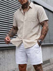 Manfinity CasualCool 男士純色條紋紋理成熟休閒度假修身短袖襯衫 - 卡其色 - 查看 4