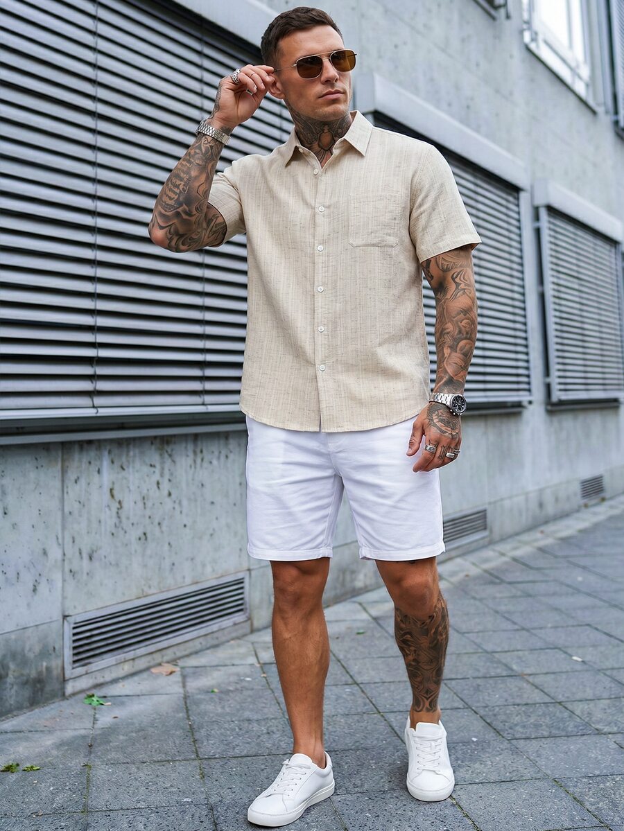 Manfinity CasualCool 男士純色條紋紋理成熟休閒度假修身短袖襯衫 - 卡其色 - 查看 1