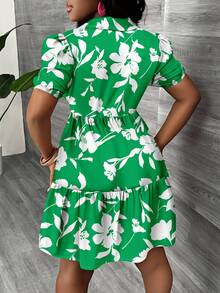 Veslaya Plus Size Floral Cut-Out Shadow Printed Summer Dress Suitable For Going Out - Green - View 2