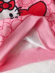 HELLO KITTY AND FRIENDS | SHEIN طقم من قطعتين للبنات الصغيرات: سويت شيرت بغطاء رأس وأكمام طويلة بنقشة قلب كرتونية وبنطال طويل بخصر مطاطي - متعدد الألوان - مشاهدة 5