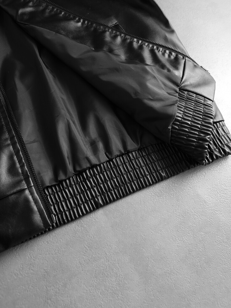 PAVTROS Chaqueta de cuero PU de manga larga con cremallera y gráfico de letra en la espalda para hombre, estilo gótico - Negro - Añade 4