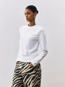 ATUI Studio Women's Solid Color Round Neck Long Sleeve Casual Versatile T-Shirt - White - View 4