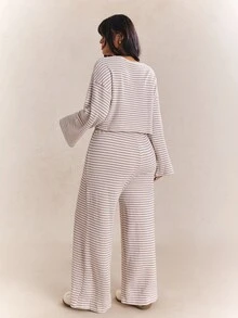 CovetEZ Plus Size Women's Early Autumn Long Sleeve White Crew Neck T-Shirt Wide Leg Loose Casual Traditional Western Two Pieces Set Formal Lounge Vacation - Multicolor - View 2