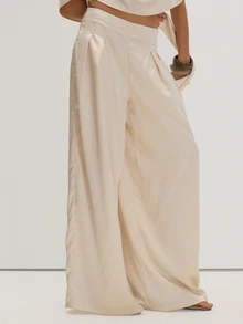 MUSEYN 奶油色緞面寬腿百褶長褲 優雅約會之夜 時髦晚裝 秋季 - 白色 - 查看 2