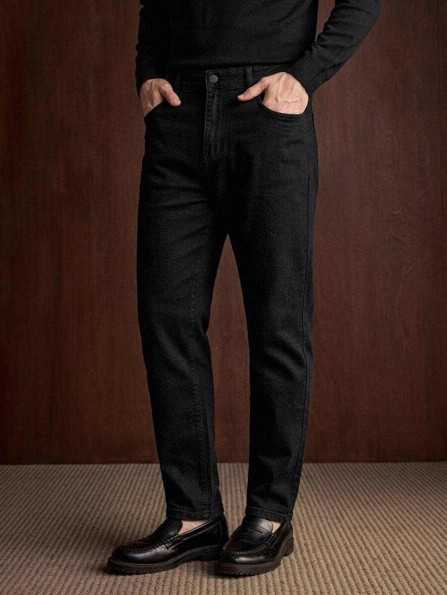 Manfinity CityGents 男士加棉實色斜插口袋牛仔褲,修身長款陰暗色洗水仔褲,帶口袋素黑色工作休閒裝,尺寸 - 黑色 - 查看 1