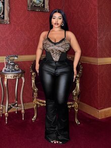 Veslaya Plus Size Black Lace Sexy Elegant Camisole For Autumn/Winter - Black - View 6