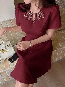 Feyla 優雅酒紅色 A 字領口珍珠裝飾短袖女士雞尾酒晚宴禮服，適合婚禮與夏季 - 酒紅色 - 查看 7