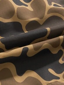 Manfinity VDAYZ Men's Casual Printed Beach Shorts, Holiday - Army Green - View 5