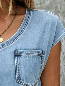 SHEIN Holidaya [Denim Effect] 女款 V 領短袖夏季 T 恤，時尚百搭淺藍色上衣，適合攝影街拍、購物 - 彩色 - 查看 3