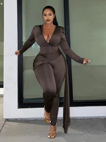 Veslaya Women's Plus Size Deep V-neck Pleated Jumpsuit - Pink - View 4