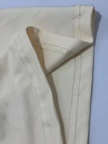 SHEIN Clasi 【印花設計】女款仿珍珠裝飾圓領蝴蝶印花時尚背心 - 香檳色 - 查看 4