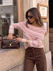 Serisse Sweater Wanita Rajutan dengan Motif Bahu Terbuka - MultiWarna - View 5