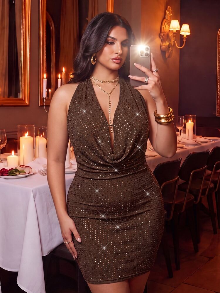SHEIN BAE CURVE 大尺碼秋季棕色系水晶水鑽露背貼身優雅性感迷你洋裝，適合夜店、俱樂部、雞尾酒會、宴會、萬聖節，優雅奢華 - 棕色 - 查看 1