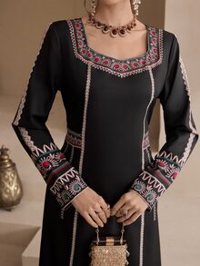 Al Najma [Printed Design] Women's Turkish & Arabian Traditional Long Tunic Dress With Printed Square Neckline - Black - View 9