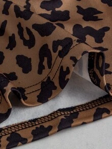 SHEIN جمبسوت كاجوال يومي للحوامل بطبعة نمر وتصميم باتشوورك - الأسود - مشاهدة 9