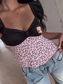 Betty Boop x SHEIN SHEIN EZwear 女款復古豹紋拼接蕾絲甜美休閒性感荷葉袖上衣，適合外出、街頭穿搭、機場造型 - 彩色 - 查看 3