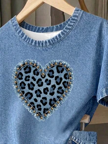 [Denim Effect] 青少年女孩復古豹紋愛心拼接刺繡圖案印花休閒簡約短袖T恤與短褲兩件套，適合夏季 - 彩色 - 查看 3