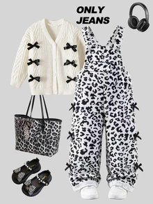 SHEIN ChillGRL 女童幼兒燈芯絨吊帶連身褲，四季新款，可愛設計，黑色配前口袋與黑色蝴蝶結裝飾，豹紋，寬鬆直筒褲腿，柔軟舒適，適合上學、通勤與日常穿著 - 黑色 - 查看 3