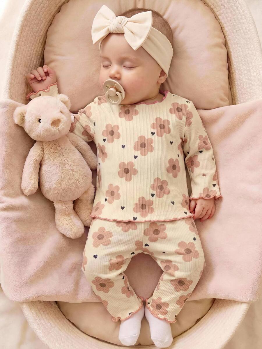 SHEIN Conjunto de bebé recién nacido con estampado floral acanalado con diadema, pijama de bebé niña con patrón floral dulce a juego con diadema, ropa suave de bebé recién nacido, enterizo acanalado y diadema encantadora con estampado floral para bebé recién nacido, ropa de bebé niña, ropa de bebé suave, ropa de bebé recién nacido, ropa de bebé para primavera, ropa de bebé, ropa de bebé recién nacido - Conjunto de bebé recién nacido - Rosa - Ver 1